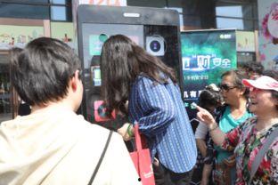 浙江街头吃瓜群众是谁,他们是谁？为何如此关注街头热点？